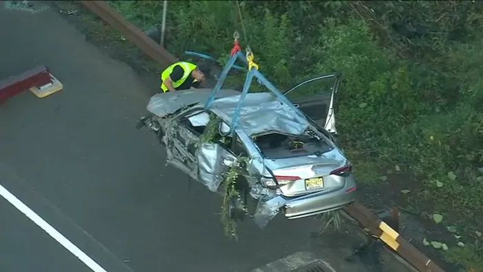 3 New Jersey Teens Arrested After Police Chase Leads to Crash on Garden State Parkway