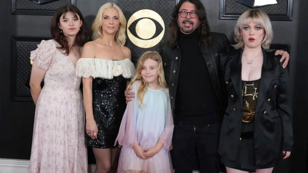 David Grohl With His Family