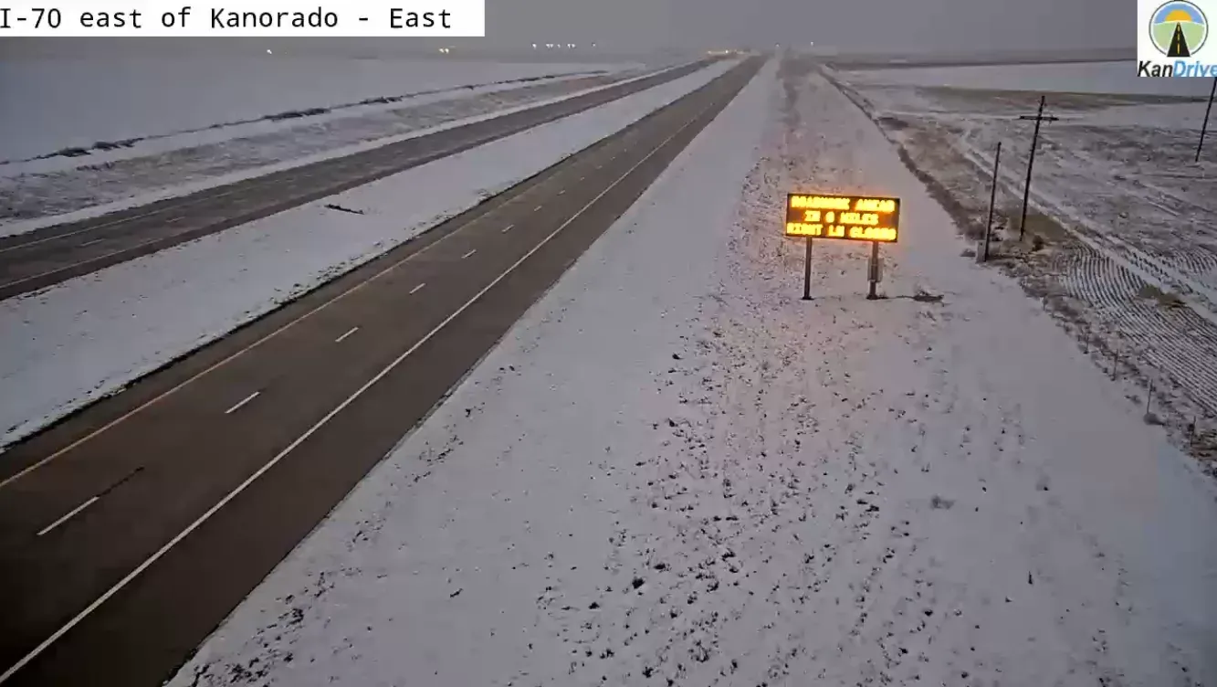 Winter Storm Closes I-70 in Northwest Kansas, Bringing Heavy Snow