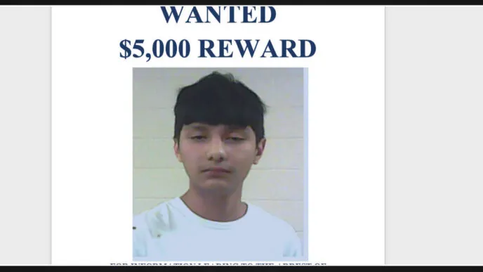 Reward offered for apprehension of teenage murder suspect linked to Kansas